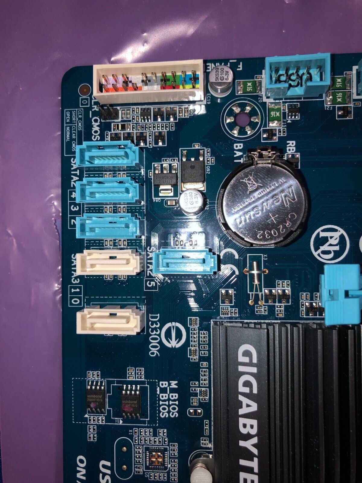 6086738