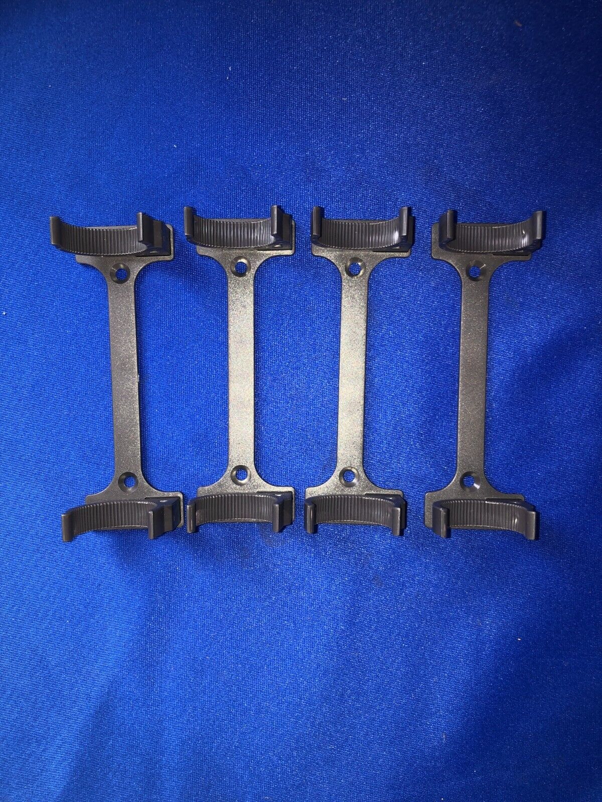 6086813