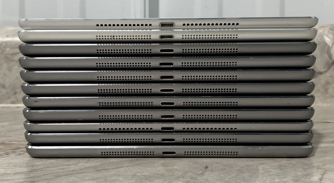 7747189