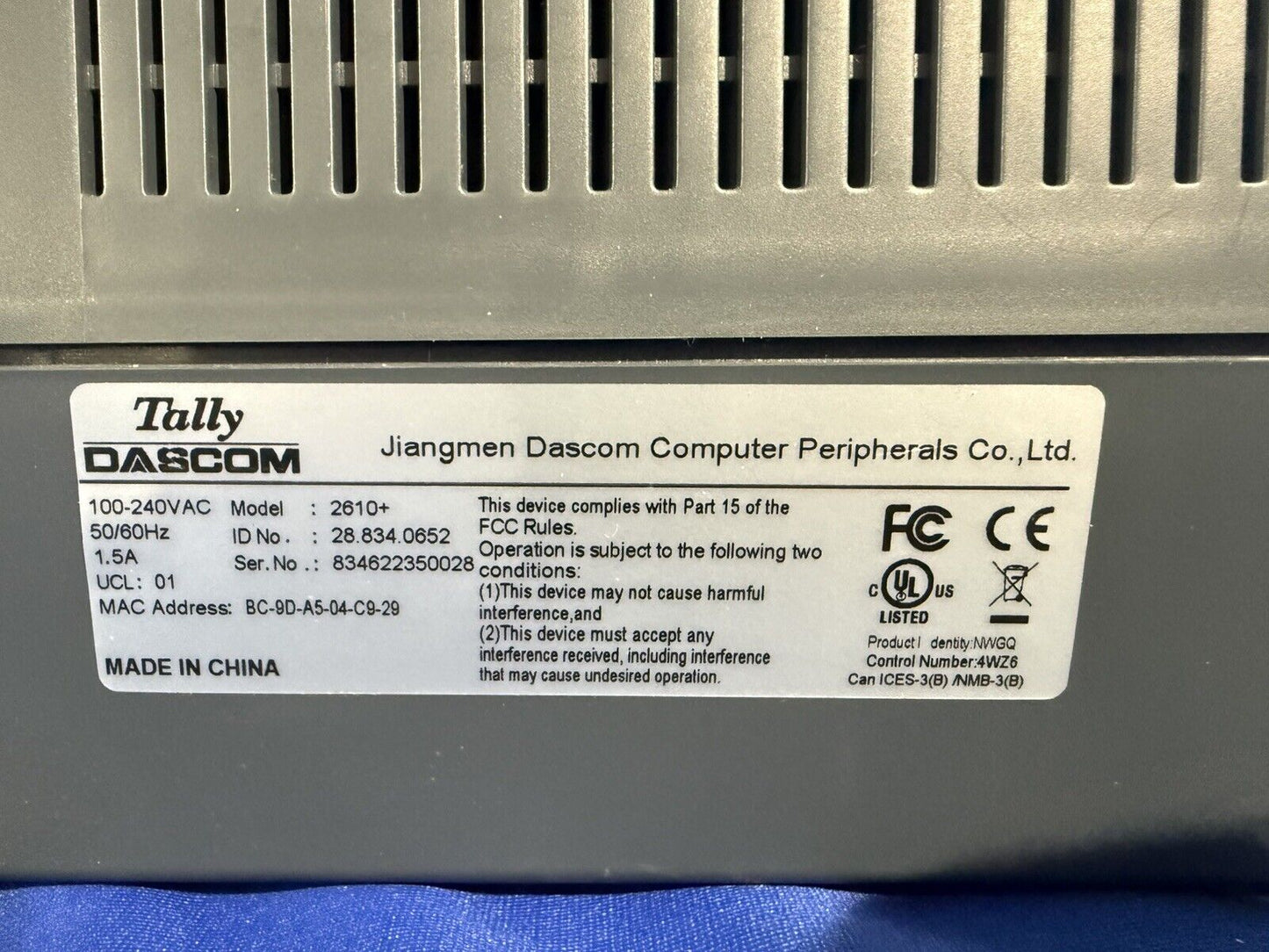 6086869