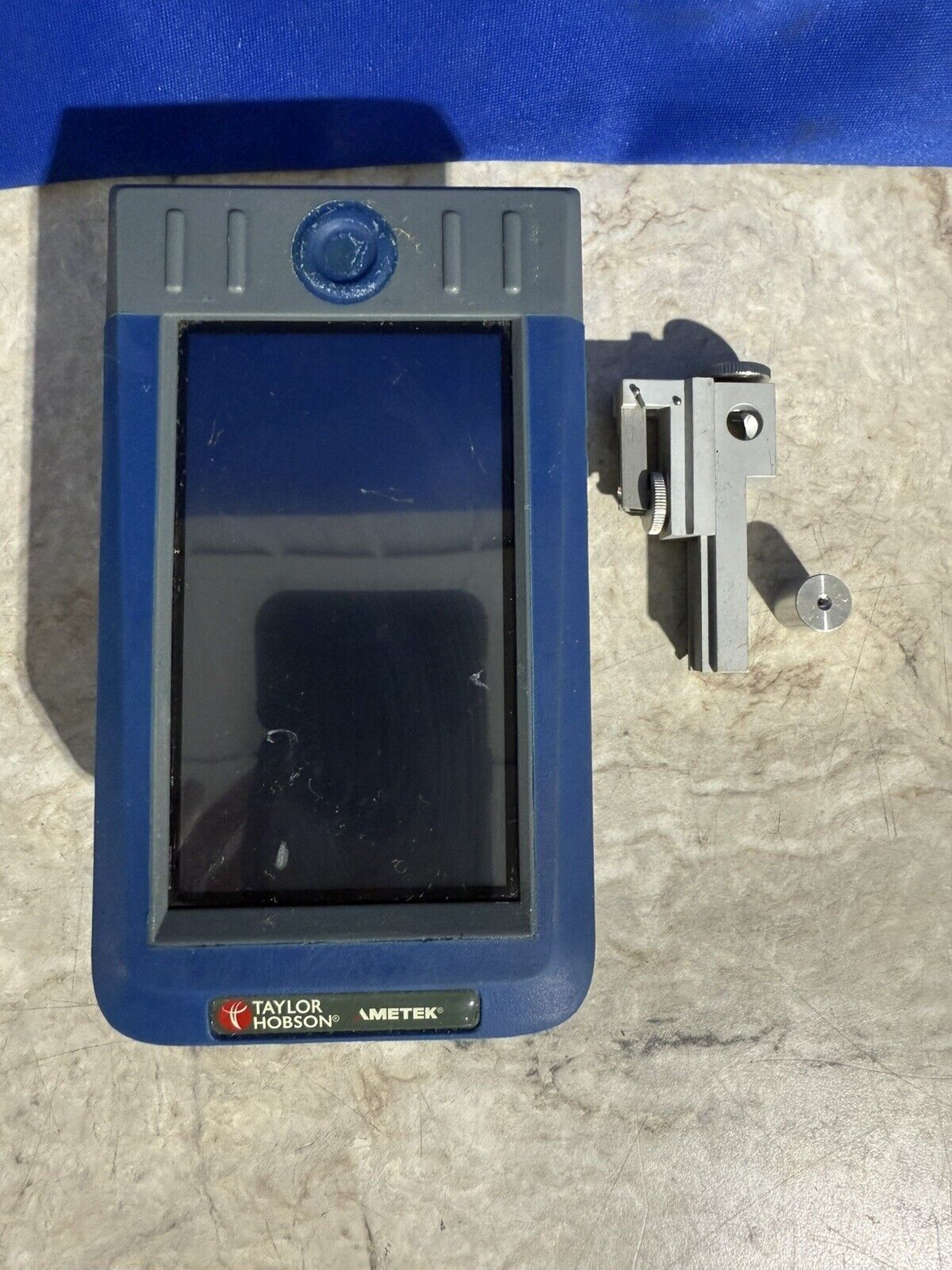 6086824
