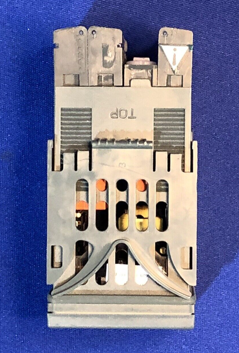 6086618