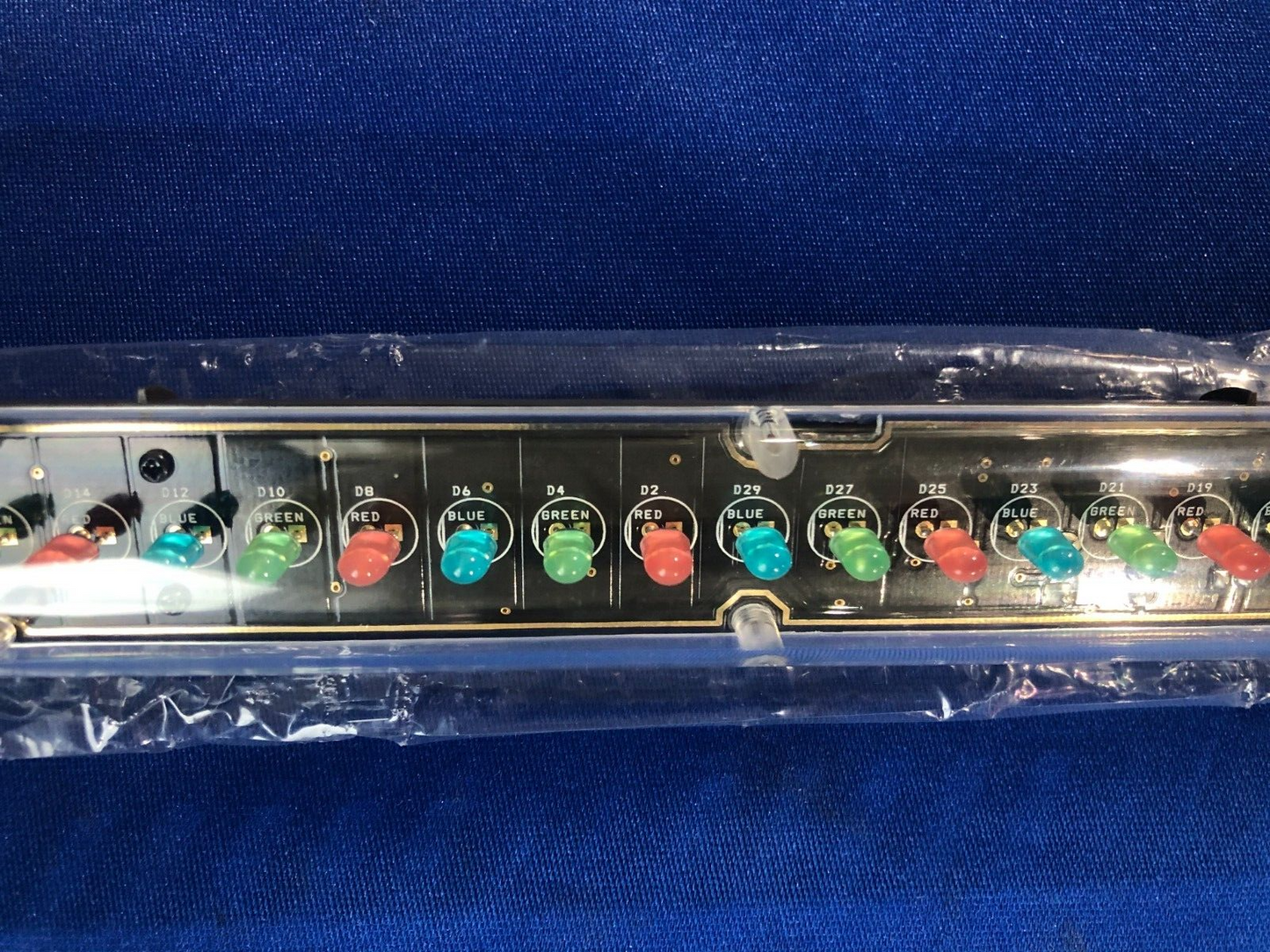 6086695