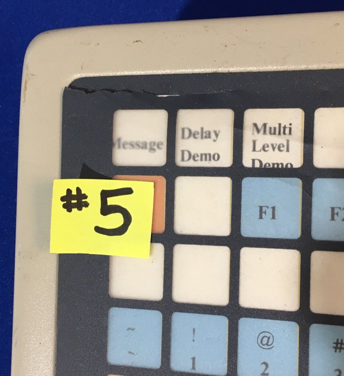 6086555