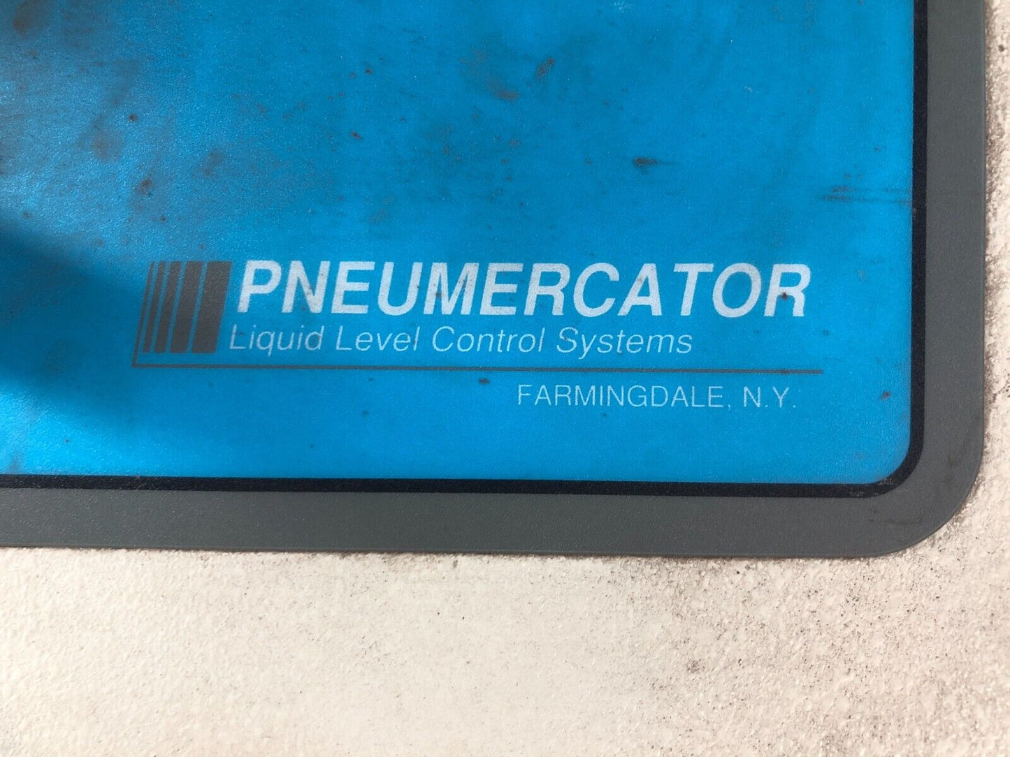 6086864