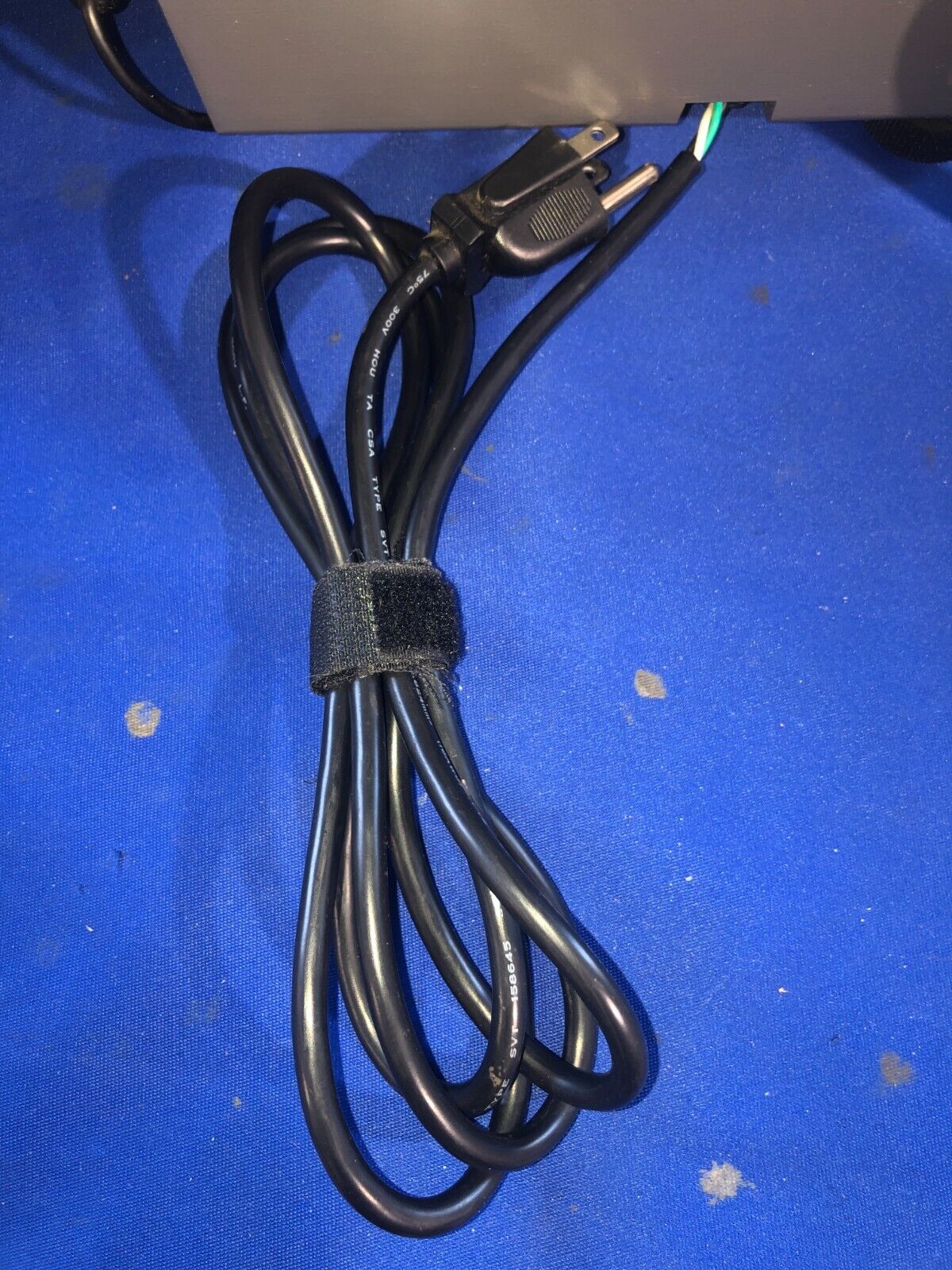 6086748