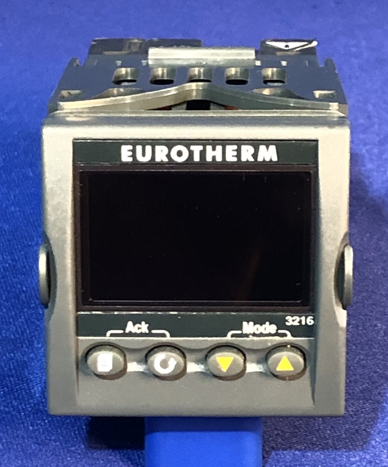 7750859
