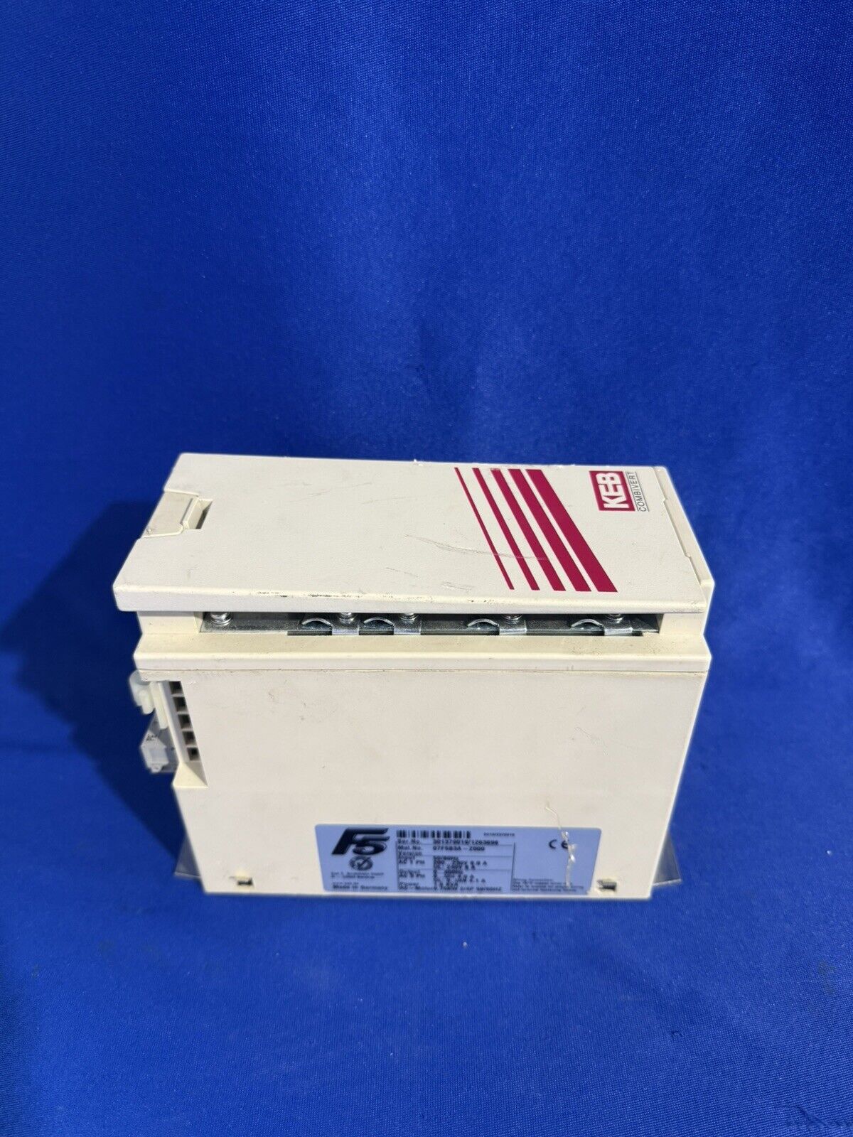 6086713