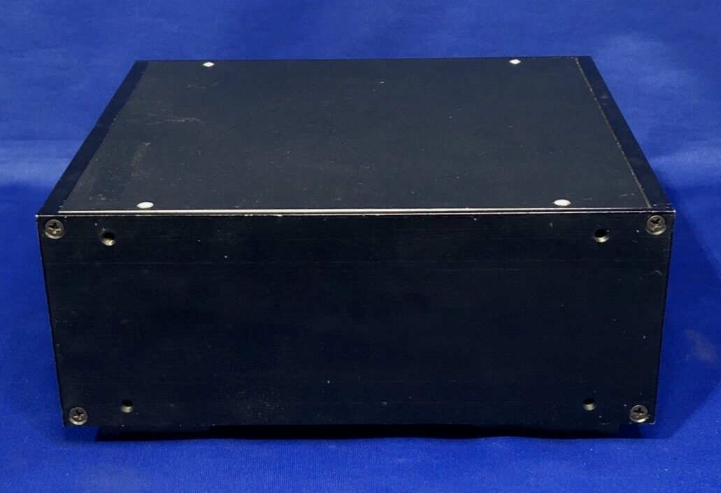 6086600