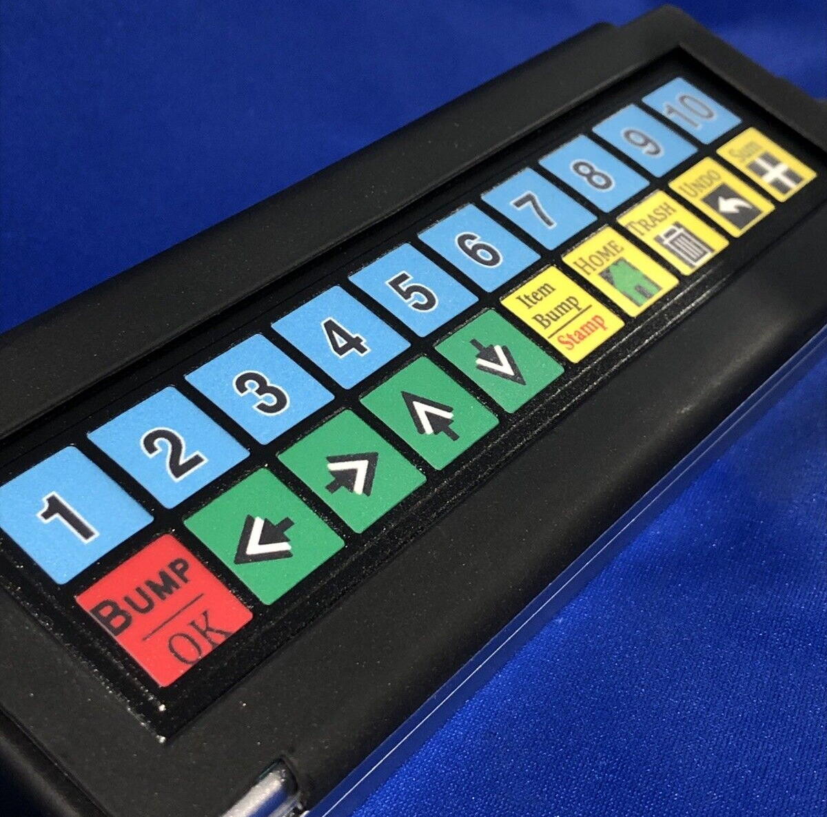 6086737