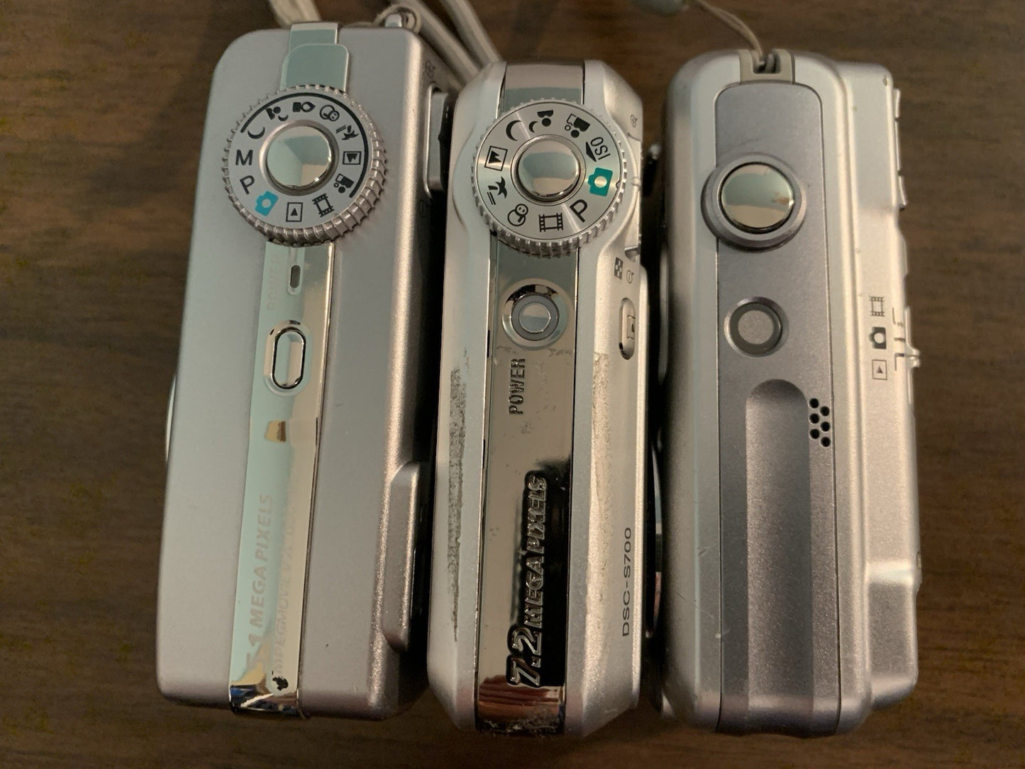7842106
