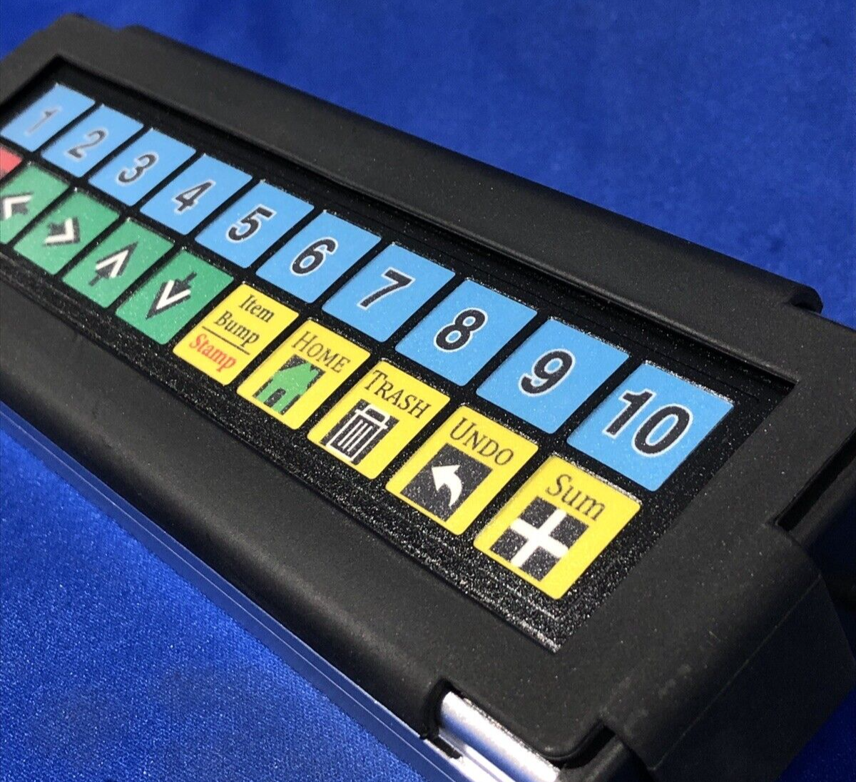 6086737