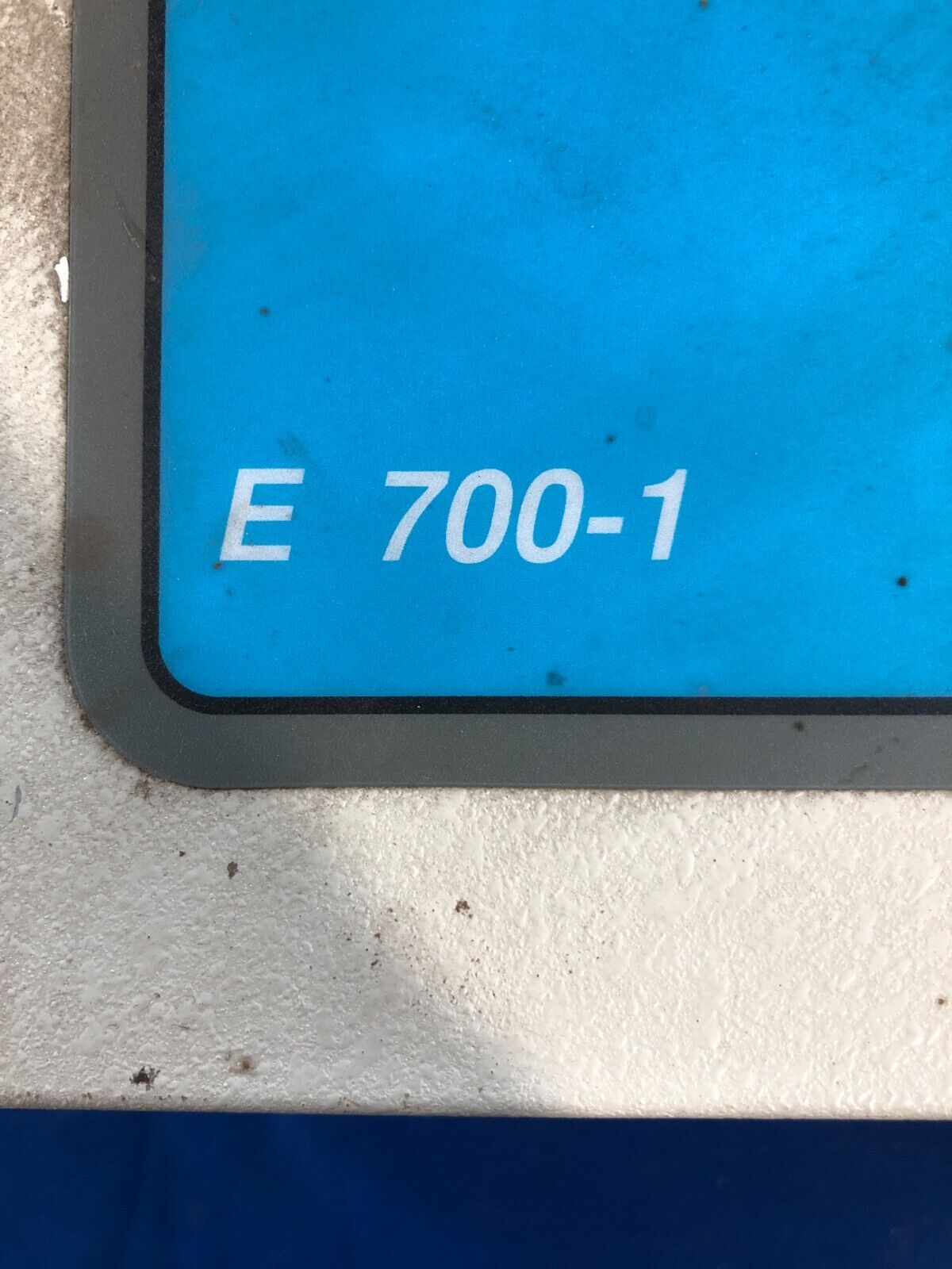 6086546