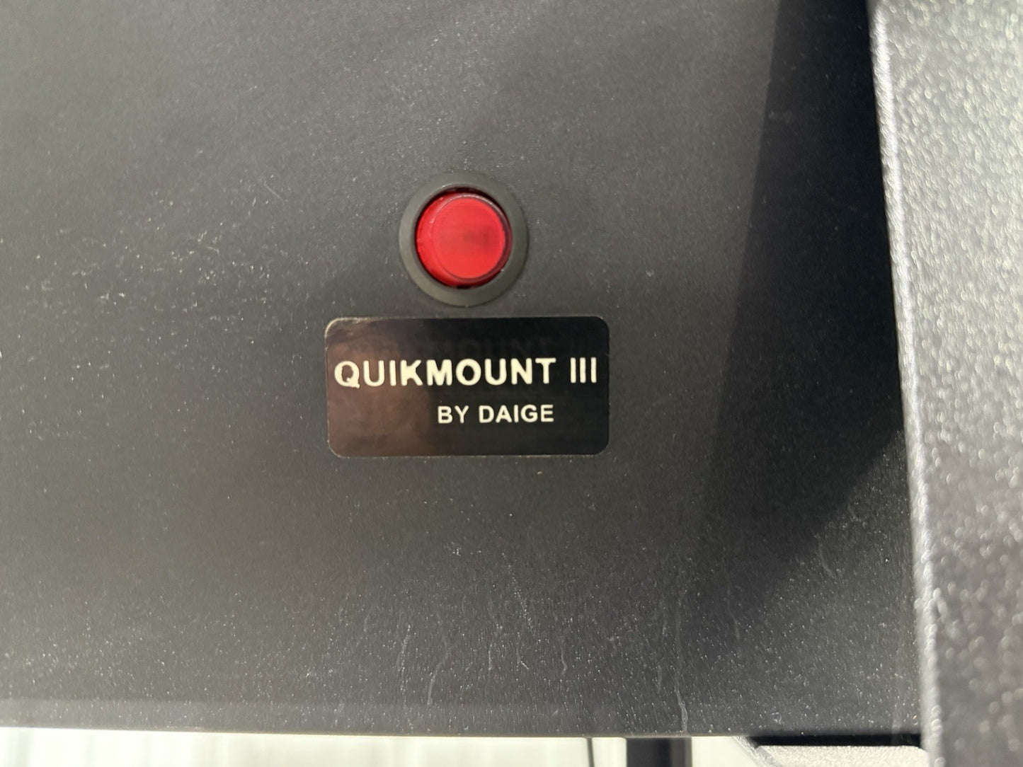 6151805