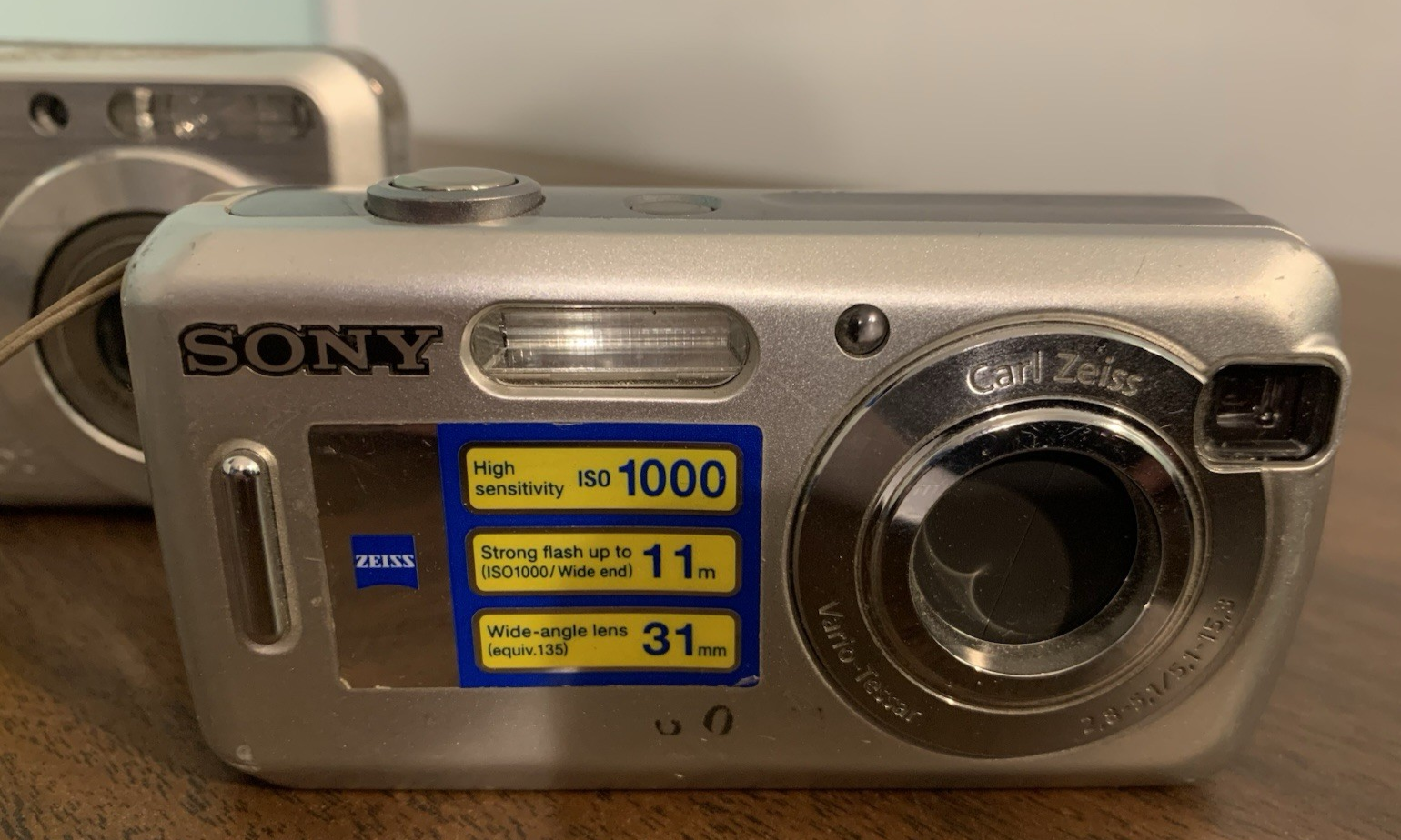 7842106