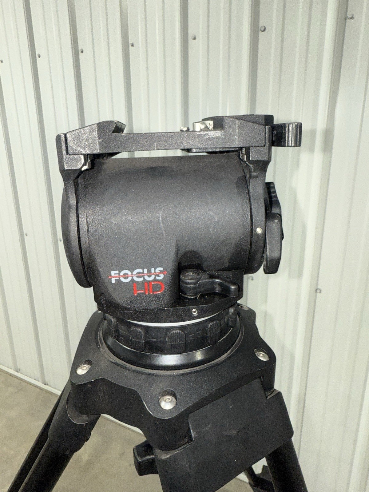 7680724