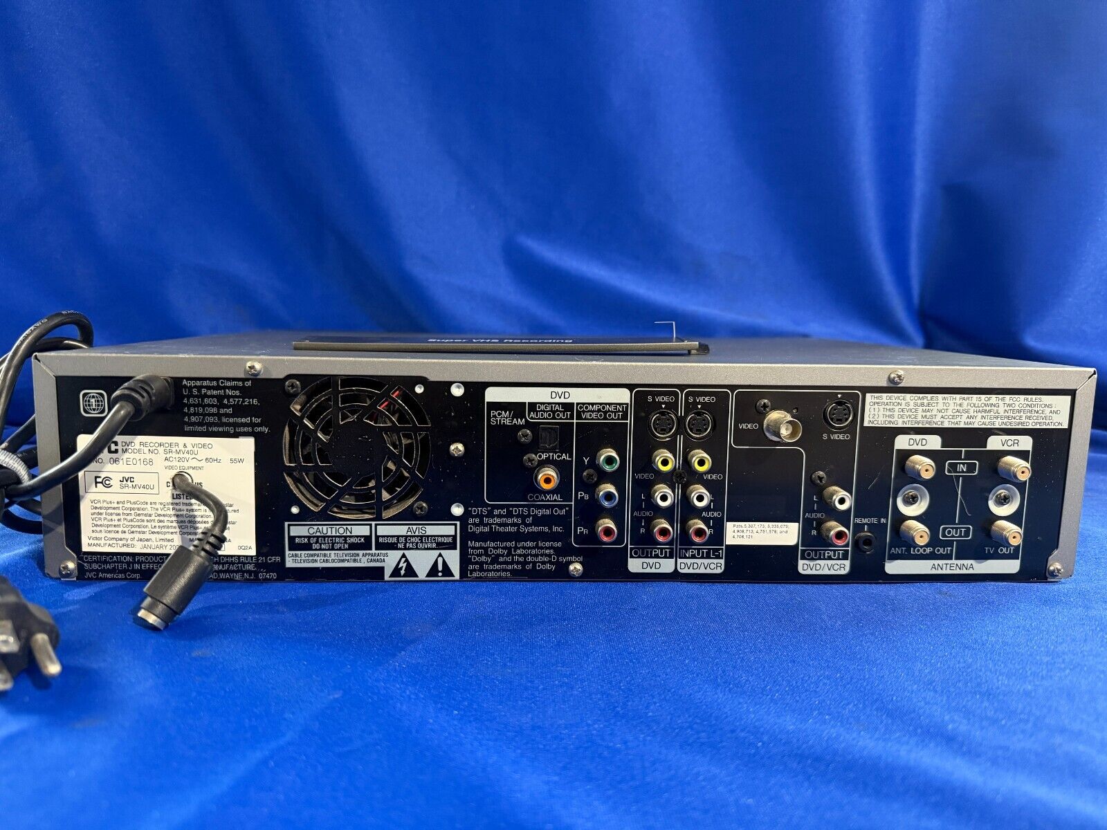 6086757