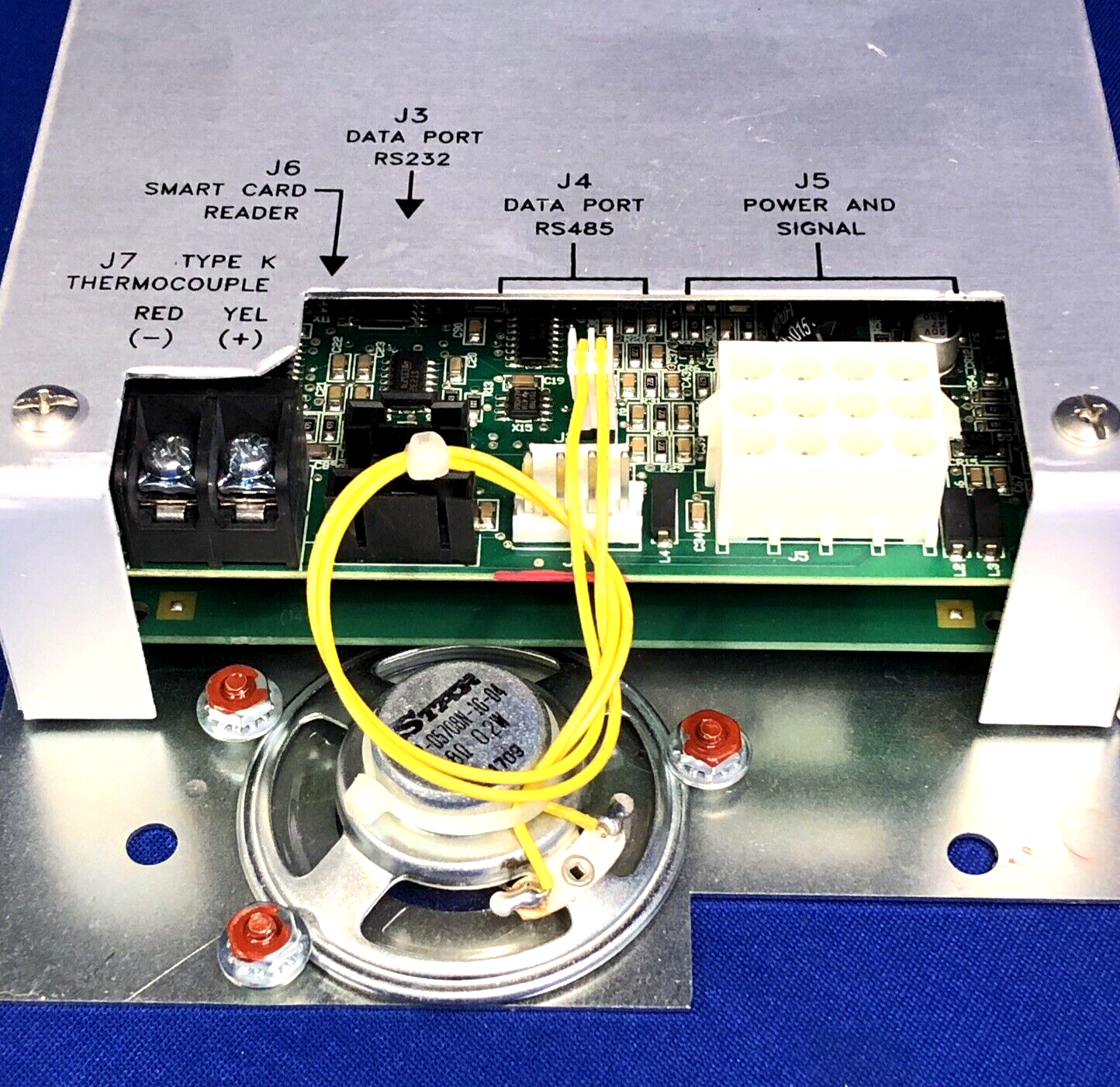 7750900