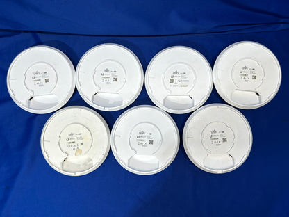 Lot of 7 Ubiquiti UniFi AP AC PRO Access Points