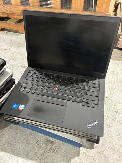 Lot of 7 Laptops - Not Working - Incomplete - For Parts - No Returns