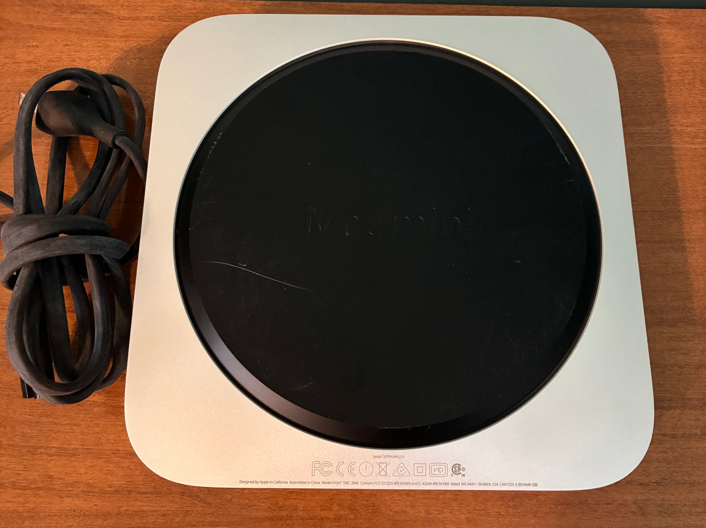 Apple Mac Mini 2014 Desktop Computer - Works Great